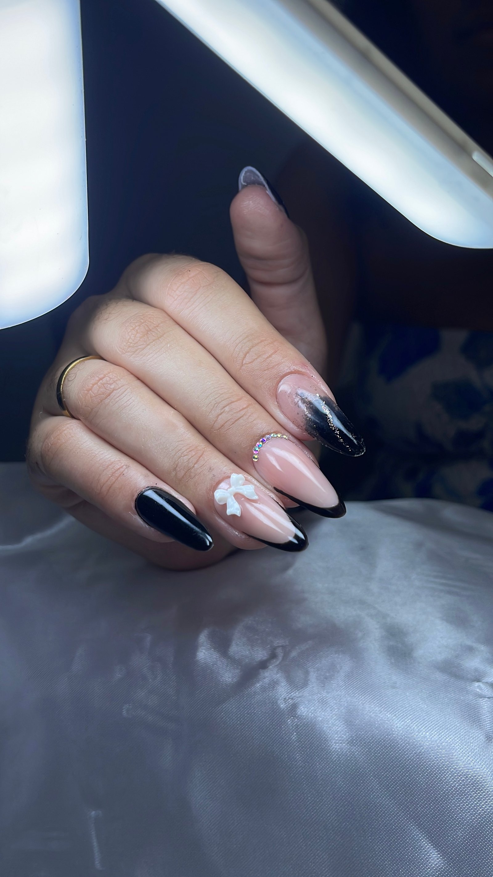 Postiça Realista + pedicure