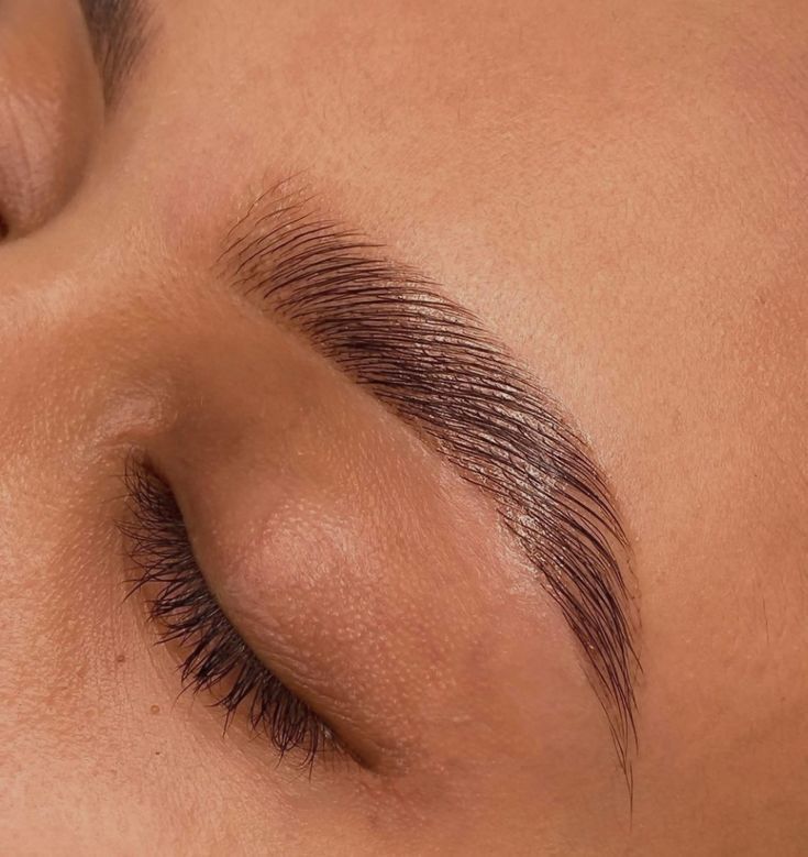 Imagem do serviço de Brow Laminattion