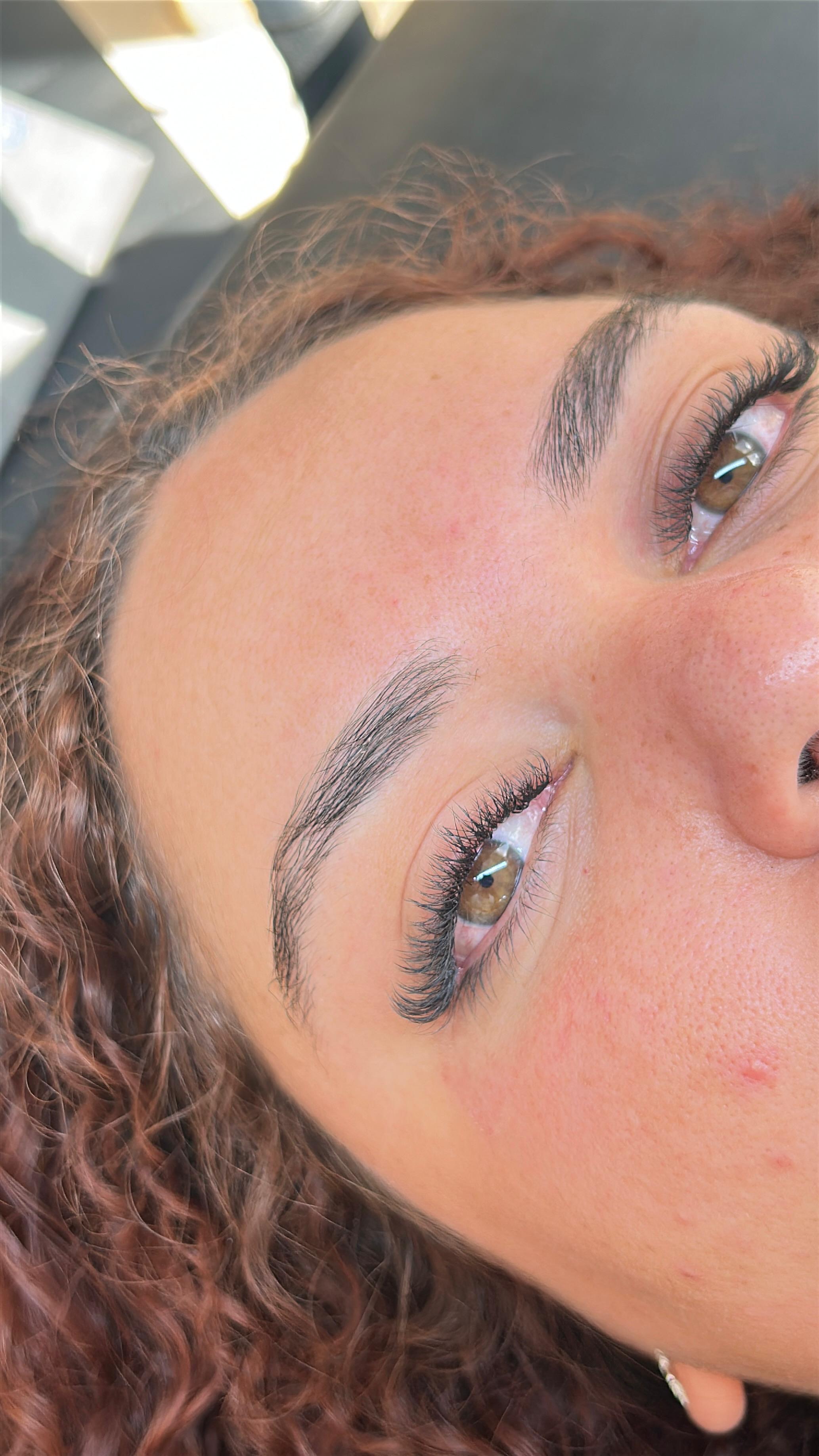 Imagem do serviço de Studio.Beauty.Clinic Extensão de cílios, olhar personalizado