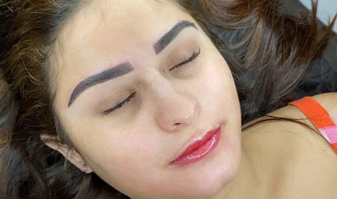 Imagem do serviço de MICROLABIAL OU   MICRO SOBRANCELHA